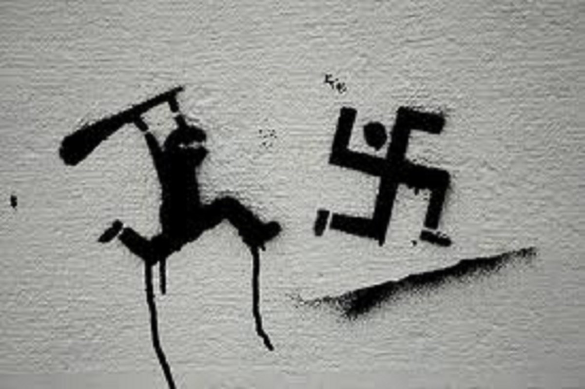 Ο φασισμός των αντιφασιστών - Φωτογραφία 1
