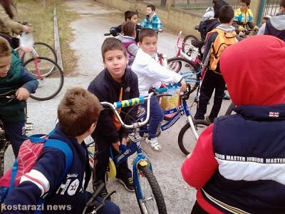 Κωσταράζι - Ποδηλατοδρομία από μαθητές και δασκάλους στους δρόμους του χωριού - Φωτογραφία 3