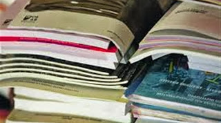 Λάρισα: Βιβλιοπώλης πωλούσε φωτοτυπημένα βιβλία - Φωτογραφία 1