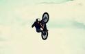 Mountain bike στον αέρα! [Video]