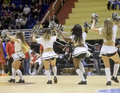 ΑΡΕΣΑΝ... ΟΙ CHEERLEADERS ΤΟΥ ΔΙΗΠΕΙΡΩΤΙΚΟΥ *PHOTOS* - Φωτογραφία 4