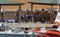 Λαμπεντούζα: Σταματούν οι έρευνες στο βυθισμένο σκάφος