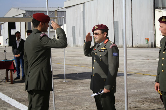 Φωτορεπορτάζ από την τελετή Απονομής Πτυχίων και Διακριτικών ιπταμένου σε αποφοιτήσαντες χειριστές ελικοπτέρων - Φωτογραφία 1