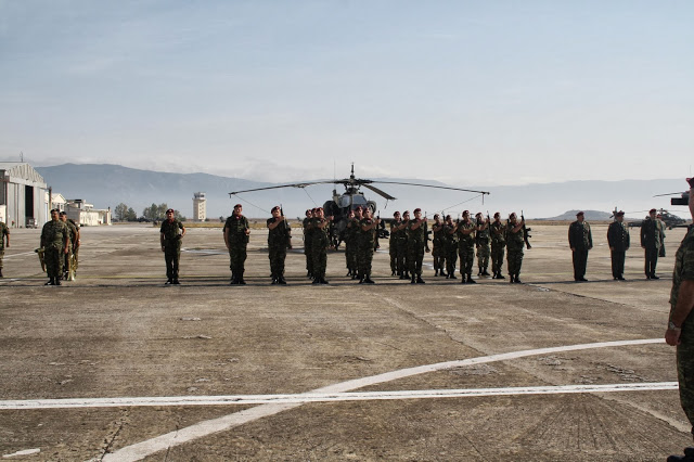 Φωτορεπορτάζ από την τελετή Απονομής Πτυχίων και Διακριτικών ιπταμένου σε αποφοιτήσαντες χειριστές ελικοπτέρων - Φωτογραφία 6