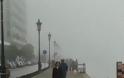 Πυκνή ομίχλη απλώθηκε πάνω από τη Θεσσαλονίκη- Σκηνικό από θρίλερ το κέντρο! - Φωτογραφία 2