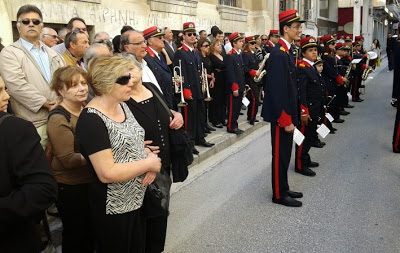 Θρήνος και θλίψη στην μητρόπολη Λαμίας στην κηδεία του αδικοχαμένου Γ.Κοτσάνου - Φωτογραφία 4