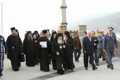 3701 - Φωτογραφίες από την λιτή εκδήλωση στη Δάφνη, μετά την άφιξη του Οικουμενικού Πατριάρχη