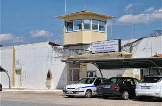 Πάτρα: Ναρκωτικά σε κελί αλλοδαπού κρατούμενου - Φωτογραφία 1