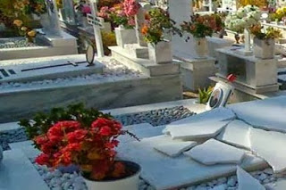 Λεμεσός: Έσπασε τον τάφο της πεθεράς του - Φωτογραφία 1