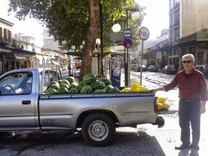 Στα Τρίκαλα ... ακόμα πουλάνε καρπούζια - Φωτογραφία 1