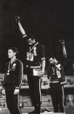 Ολυμπιακοί αγώνες 1968: Ο χαιρετισμός που συγκλόνισε - Φωτογραφία 2