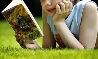 Neil Gaiman: Αφήστε τα παιδιά να διαβάσουν τα βιβλία που τους αρέσουν - Φωτογραφία 1