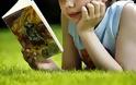 Neil Gaiman: Αφήστε τα παιδιά να διαβάσουν τα βιβλία που τους αρέσουν