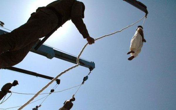 Ιράν: Οι αρχές οδηγούν και πάλι στην κρεμάλα κατάδικο που επέζησε από απαγγχονισμό - Φωτογραφία 1