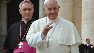 Ο Αμπάς προσκάλεσε τον Πάπα στην Παλαιστίνη - Φωτογραφία 1