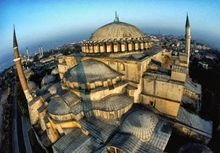 Να λειτουργήσει η Αγία Σοφία ως τζαμί ζητά Τούρκος πρωθιερέας - Φωτογραφία 1