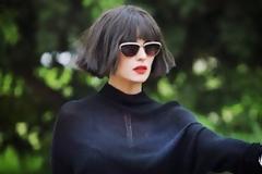 Αγνώριστη εμφανίστηκε διάσημη Ελληνίδα τραγουδίστρια!