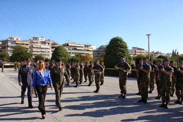 Φωτό από την επίσκεψη της ΑΝΥΕΘΑ Φώφης Γεννηματά στη Λάρισα - Φωτογραφία 3