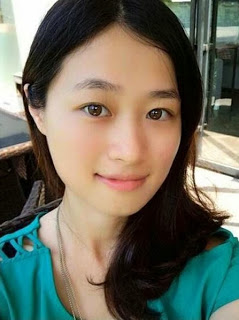 Το πρόσωπο μιας κοπέλας από την Ασία πίσω από το μακιγιάζ - Φωτογραφία 1