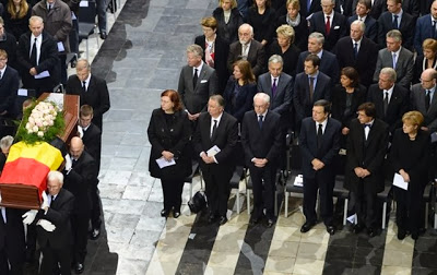 Ο Υπουργος Εθνικής Άμυνας Δημήτρης Αβραμόπουλος εκπροσώπησε την Ελλάδα στην κηδεία του πρώην Πρωθυπουργού του Βελγίου, Wilfried Martens - Φωτογραφία 2