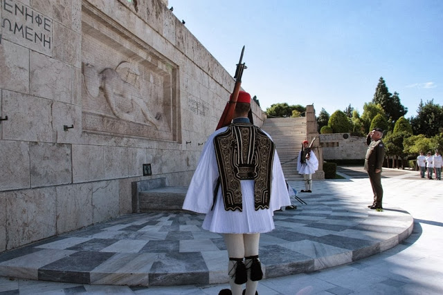 ΠΑΡΟΥΣΙΑ ΑΡΧΗΓΟΥ ΓΕΕΘΑ ΣΤΙΣ ΕΚΔΗΛΩΣΕΙΣ ΜΝΗΜΗΣ ΥΠΕΡ ΑΓΩΝΙΣΤΩΝ-ΘΥΜΑΤΩΝ ΜΑΚΕΔΟΝΙΚΟΥ ΑΓΩΝΑ - Φωτογραφία 3