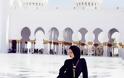 Έδιωξαν την Ριάνα από μουσουλμανικό τέμενος για προκλητική φωτογράφηση [εικόνες] - Φωτογραφία 5