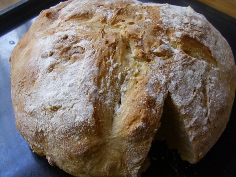 Home Τοπικά Οι συνταγές μας Παραδοσιακό ζυμωτό ψωμί ﻿ Παραδοσιακό ζυμωτό ψωμί - Φωτογραφία 1