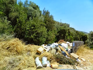 «Θάβουν» το πρόβλημα στις παράνομες χωματερές [Videos - Photos] - Φωτογραφία 4