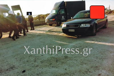 Ολοκληρώθηκε η επιχείρηση της Αστυνομίας στον οικισμό αθιγγάνων της Ξάνθης. Συλλήψεις και προσαγωγές μπροστά στην κάμερα! - Φωτογραφία 3