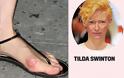 ΔΕΙΤΕ: Celebrities με απαίσια πόδια - Φωτογραφία 4