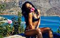 Rihanna: Ανεβάζει ασταμάτητα sexy φωτογραφίες από το ταξίδι-αστραπή στην Ελλάδα! - Φωτογραφία 1