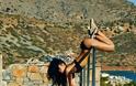 Rihanna: Ανεβάζει ασταμάτητα sexy φωτογραφίες από το ταξίδι-αστραπή στην Ελλάδα! - Φωτογραφία 6
