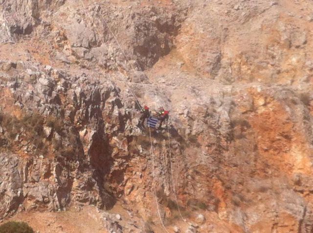 Διάσωση σε χαράδρα (photos) - Φωτογραφία 11