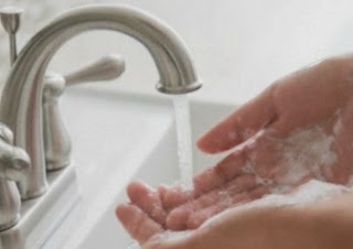 Υγεία: Το πλύσιμο των χεριών μας κάνει πιο ευτυχισμένους - Φωτογραφία 1