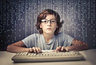 Ο 12χρονος που παραβίασε κυβερνητικά sites για τους Anonymous - Φωτογραφία 1