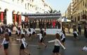 ΦΩΤΟ- VIDEO: Με Τζιτζικώστα, χωρίς Μπουτάρη η μαθητική παρέλαση στην Τσιμισκή - Φωτογραφία 1
