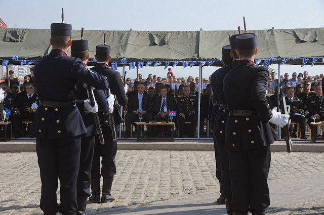 ΤΕΛΕΤΗ ΛΗΞΗΣ ΤΗΣ ΕΚΔΗΛΩΣΗΣ «ΤΡΟΠΑΙΟ ΕΘΝΙΚΗΣ ΕΠΕΤΕΙΟΥ 28ης ΟΚΤΩΒΡΙΟΥ 2013» - Φωτογραφία 4