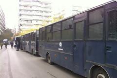 Αποκλεισμένη η παραλιακή λεωφόρος της Θεσσαλονίκης- Κάγκελα και αστυνομία παντού