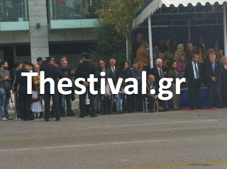 Θεσσαλονίκη: Στην παρέλαση ο βουλευτής της Χρυσής Αυγής Αντώνης Γρέγος! Δεν ανέβηκε στην εξέδρα των επισήμων - Φωτογραφία 1