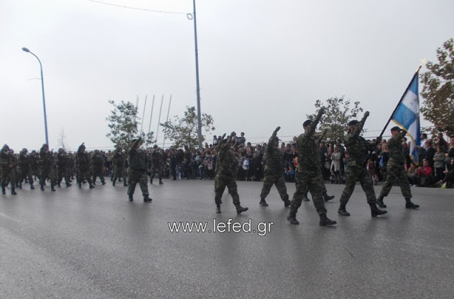 Παρέλαση ΛΕΦΕΔ 28 Οκτωβρίου 2013 (Φωτό & Βίντεο) - Φωτογραφία 5