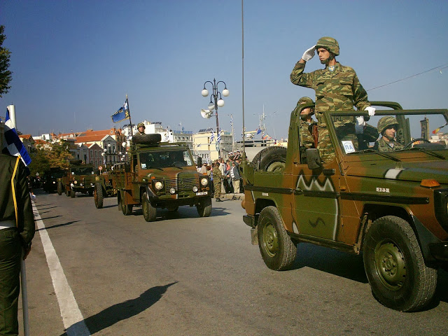 Βίντεο και φωτό από τη στρατιωτική παρέλαση στη Μυτιλήνη - Φωτογραφία 8