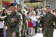 Φωτο-Βίντεο: Παρέλαση Θήβα 28η Οκτωβρίου 2013-Κατάθεση στεφάνων