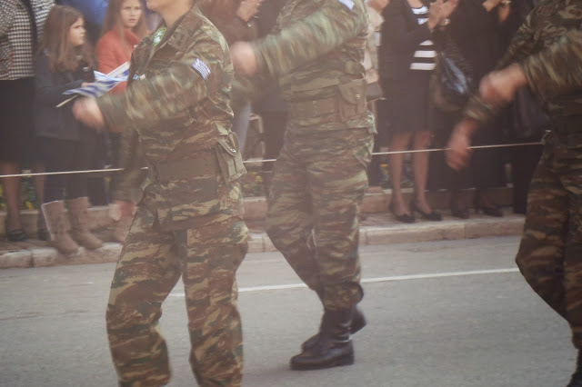 Φωτό από την στρατιωτική παρέλαση στην Αλεξανδρούπολη - Φωτογραφία 18