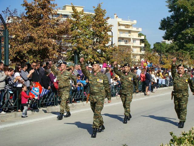 Φωτό από την στρατιωτική παρέλαση της Κομοτηνής - Φωτογραφία 1