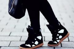 Must Have: Τα 10 πιο cool sneakers της αγοράς και πώς να τα φορέσεις