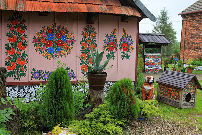 Γνωρίστε το πιο χαριτωμένο χωριό στην Ευρώπη... με ζωγραφισμένα σπιτάκια! [Photos] - Φωτογραφία 3