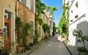 Η πιο όμορφη και πιο γραφική οδός στο Παρίσι έχει όνομα ελληνικό! [Photos]