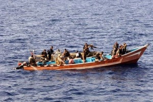 Δεν είναι φάρσα: Οι Σομαλοί πειρατές τρέχουν να σωθούν όταν ακούν… Britney - Φωτογραφία 1