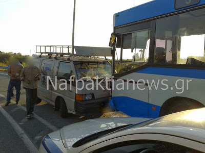 Λεωφορείο της Αστικής συγκοινωνίας συγκρούστηκε με ΙΧ στο Αντίρριο [video] - Φωτογραφία 2