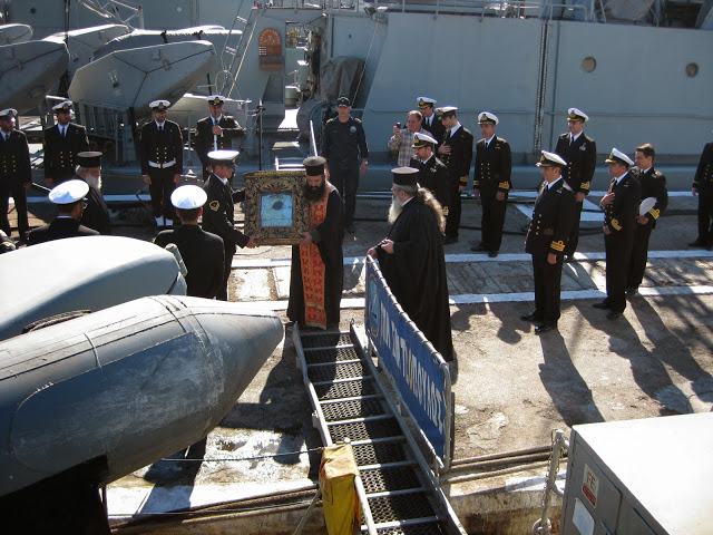 Μεταφορά Ιεράς Εικόνας Παναγίας Χοζεβιώτισσας από το Πολεμικό Ναυτικό - Φωτογραφία 4